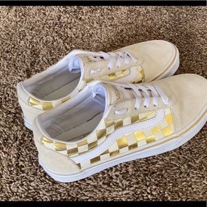 Vans checkerboard women’s shoes